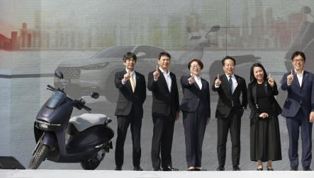 Thế giới 2 bánh: Honda UC3 chính thức ra mắt tại Việt Nam nhưng giá bán giữ kín